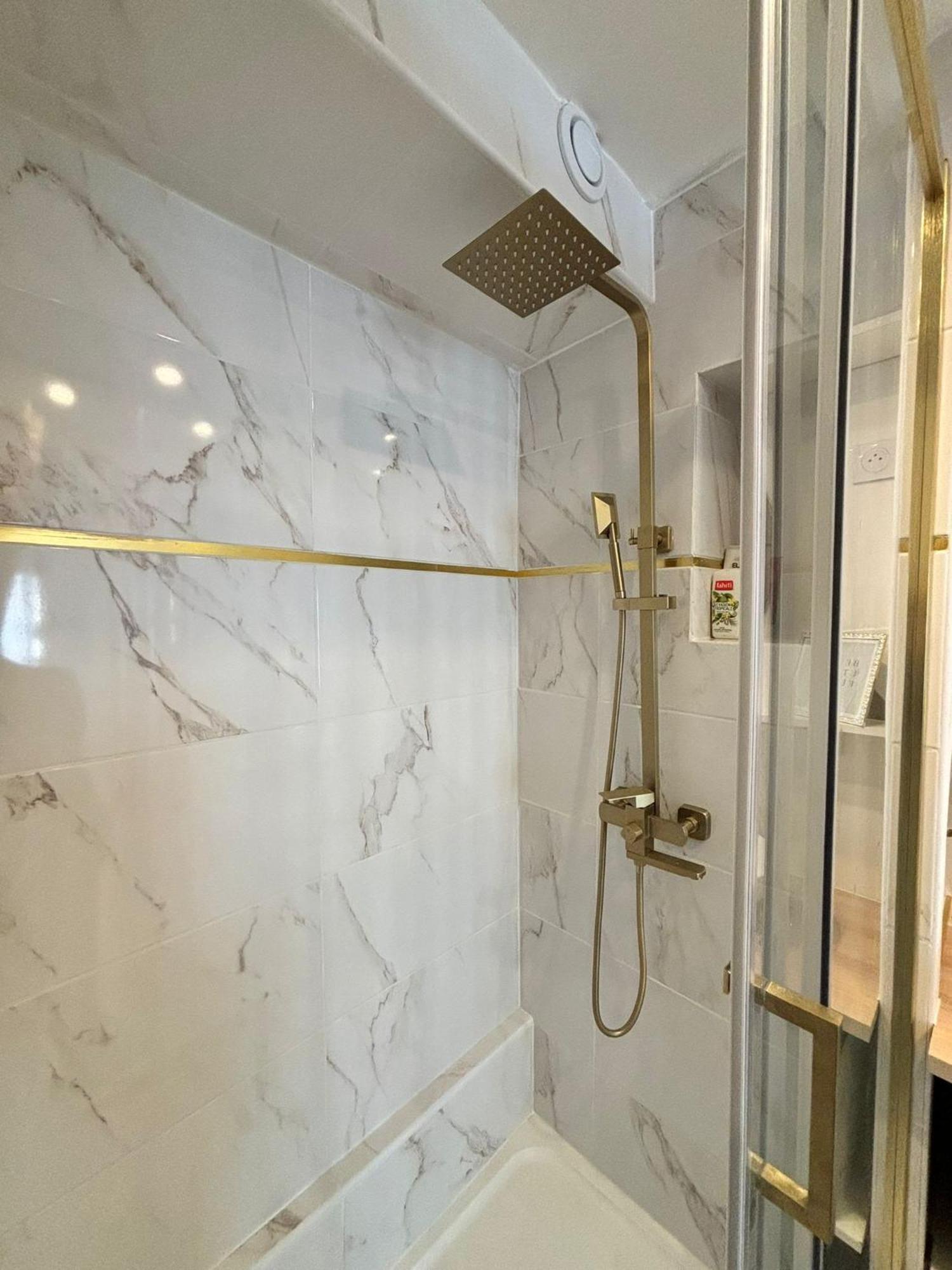 L'elysee Apartment *